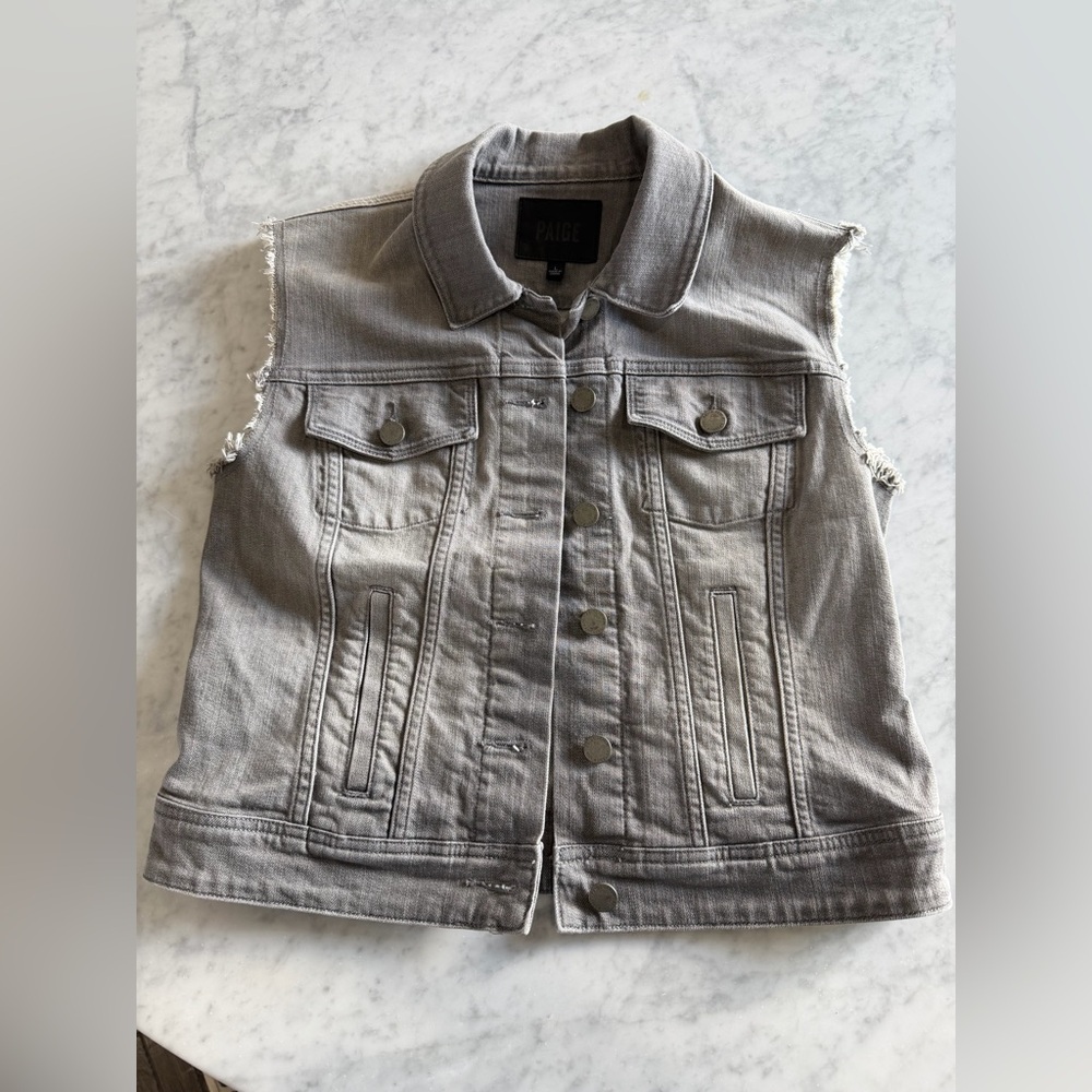 PAIGE Denim Vest Gray Sleeveless Trucker Raw Edge Size Large NWOT